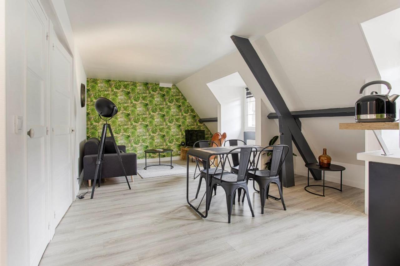 Apartament La Casa Centra Charm At Falaise'S Downtown Falaise  Zewnętrze zdjęcie